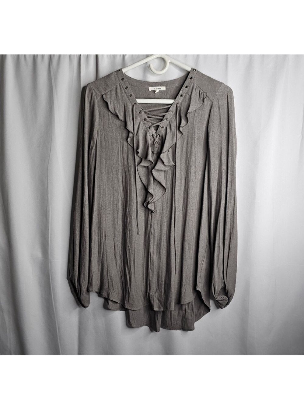 Pleione Gray Ruffle Blouse Long Sleeve M EUC